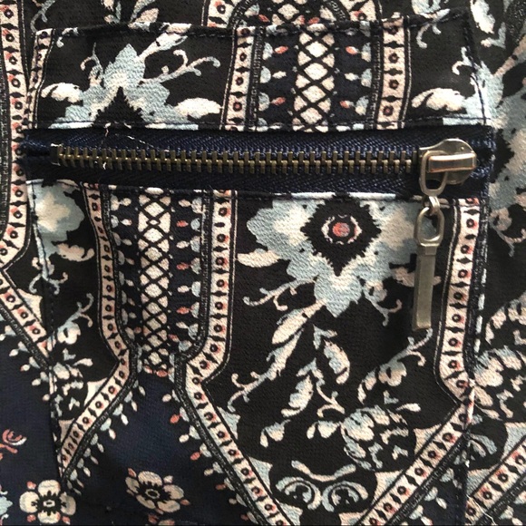 My Michelle Patterned Tank Top - Picture 6 of 8